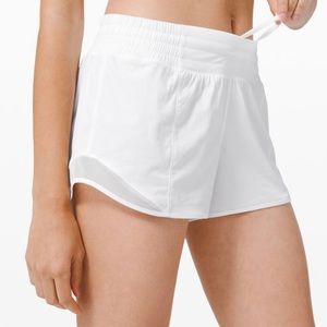 Lululemon Hotty Hot High-Rise Shorts 2.5” (White)